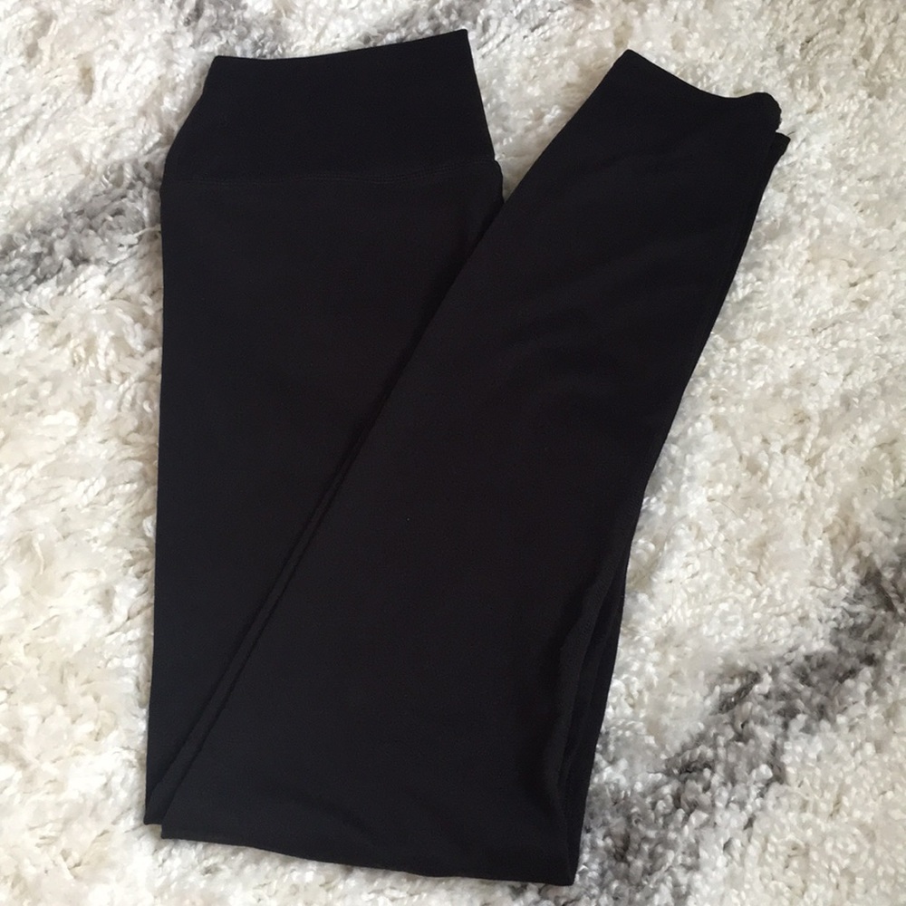 black leggings